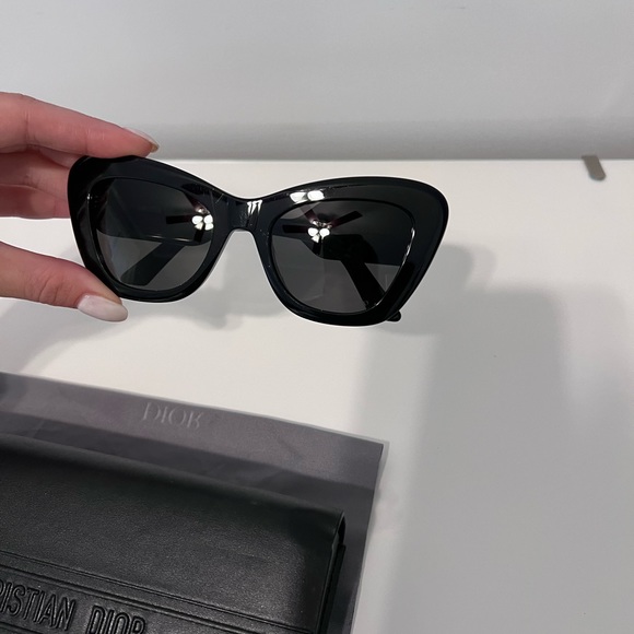 Dior Bobby B1U Sunglasses - Picture 8 of 12